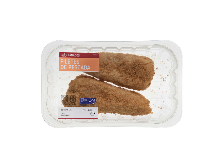 Filetes de peixe panados em embalagem transparente, com instruções de cozedura e certificação MSC.