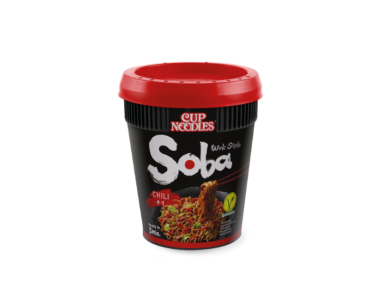 Copo de noodles soba com sabor a chili, pronto em 3 minutos, estilo wok, vegetariano.
