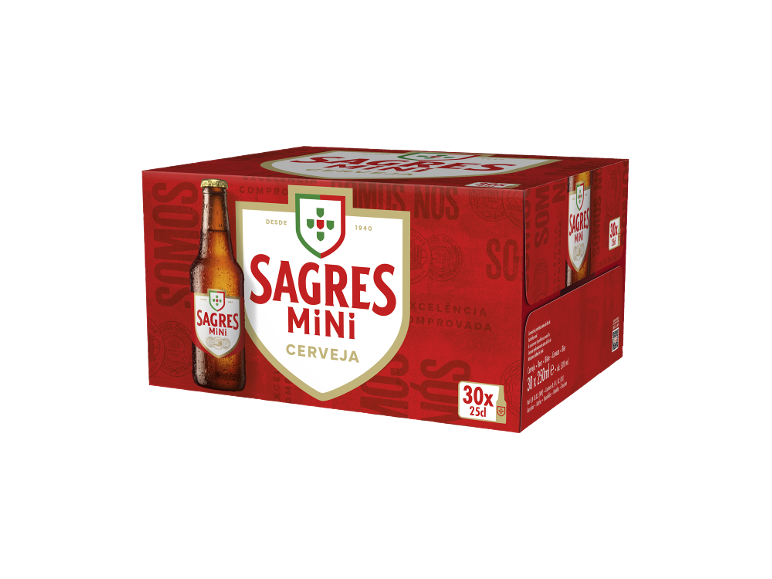 Caixa de cerveja Sagres Mini com 30 garrafas de 25 cl cada.