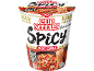 Noodles instantâneos picantes estilo ramen em copo, sabor a chili picante, prontos em 3 minutos.