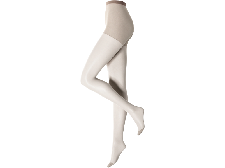 Collants de mulher cor da pele, usados num manequim.