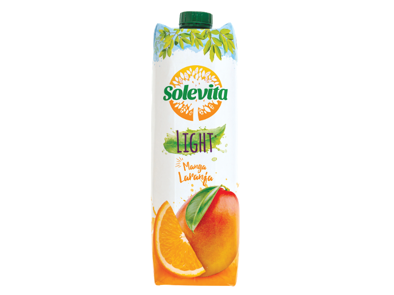 Carton de sumo Solvita Light Manga Laranja com manga e fatia de laranja.