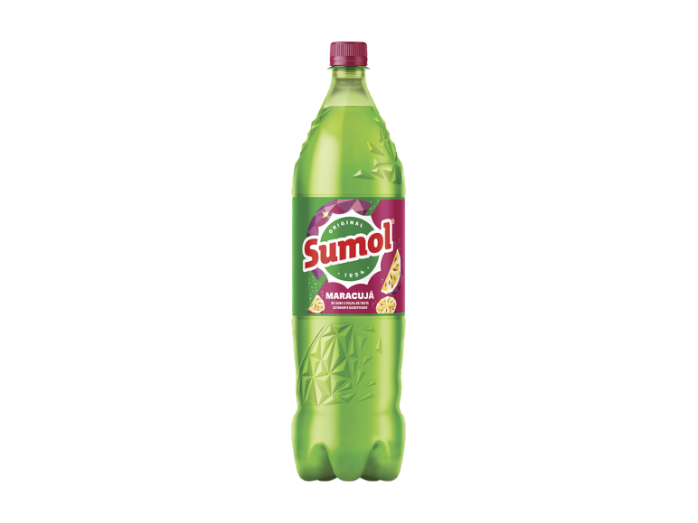 Garrafa verde de refrigerante com rótulo de maracujá e limão.