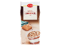 Embalagem de sobremesa Serradura com biscoitos e um copo de sobremesa em camadas.