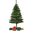 Árvore de Natal com presentes embrulhados na base.