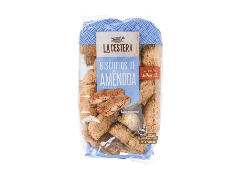 Saco de biscoitos de amêndoa, com receita melhorada e ovos de galinhas criadas no solo.