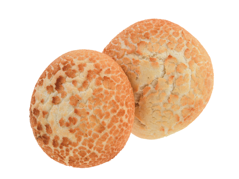 Dois pães tigre redondos com crosta crocante.