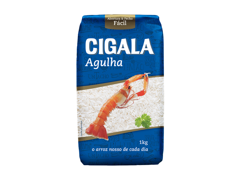 Embalagem azul de arroz com camarão e ervas, inscrição 'Abertura e Fecho Fácil'.