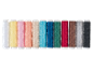 Carretéis de linha de costura em cores variadas, incluindo branco, amarelo, rosa, azul e verde.