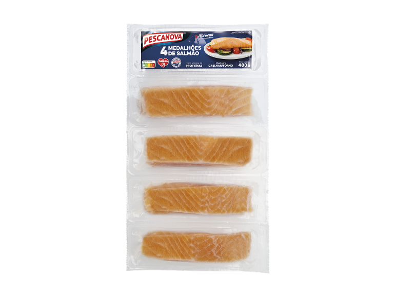 Quatro medalhões de salmão congelados em embalagem, com informações nutricionais e peso de 400g.