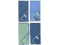 Quatro panos de limpeza de microfibra dobrados em azul e verde, alguns com padrões listrados.