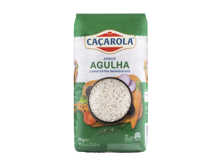 Embalagem de arroz de grão longo com ilustração de arroz e vegetais.
