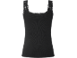 Top preto canelado com renda e decote quadrado.