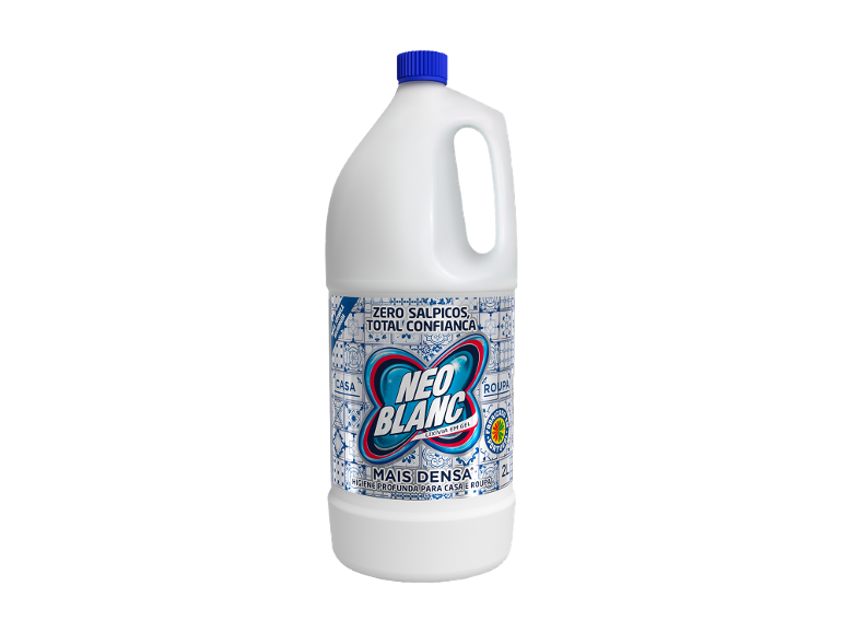Garrafa de lixívia em gel com tampa azul, com a inscrição « ZERO SALPICOS, TOTAL CONFIANÇA ».