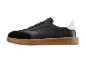 Sapatilhas pretas masculinas com calcanhar branco e sola castanha, texto PARKSIDE