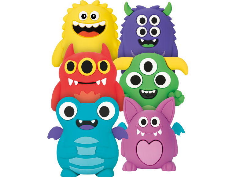 Seis monstros de brinquedo coloridos e sorridentes, cada um com olhos e chifres diferentes.