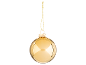 Bola de Natal dourada brilhante com um cordão dourado sobre fundo preto.