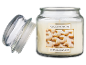 Vela perfumada de baunilha e açúcar com biscoitos em forma de crescente