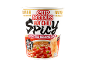 Copo de noodles instantâneos com sabor a sésamo torrado, chili picante e toque asiático.