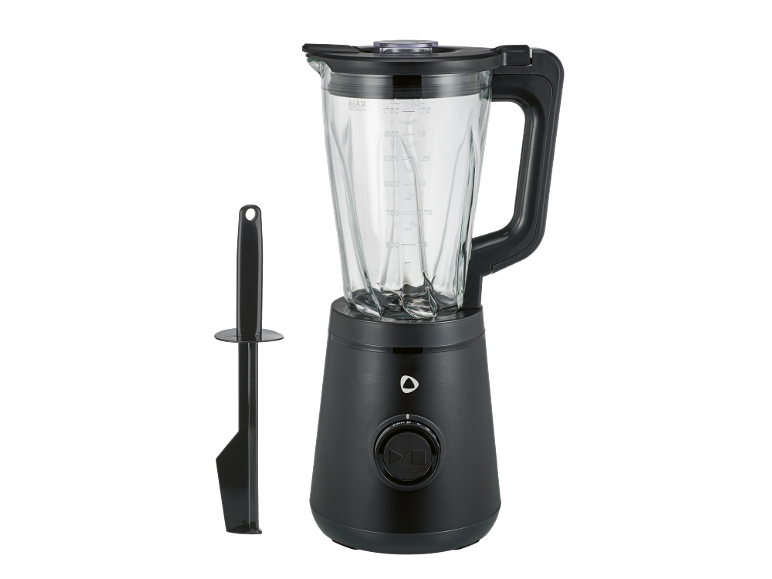 Liquidificador preto com jarro de vidro e pilão