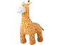 Peluche de girafa com manchas castanhas e bege, com um rosto sorridente.