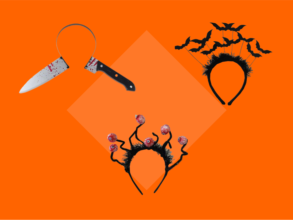 Três bandanas de Halloween: uma faca ensanguentada, morcegos e olhos esbugalhados.