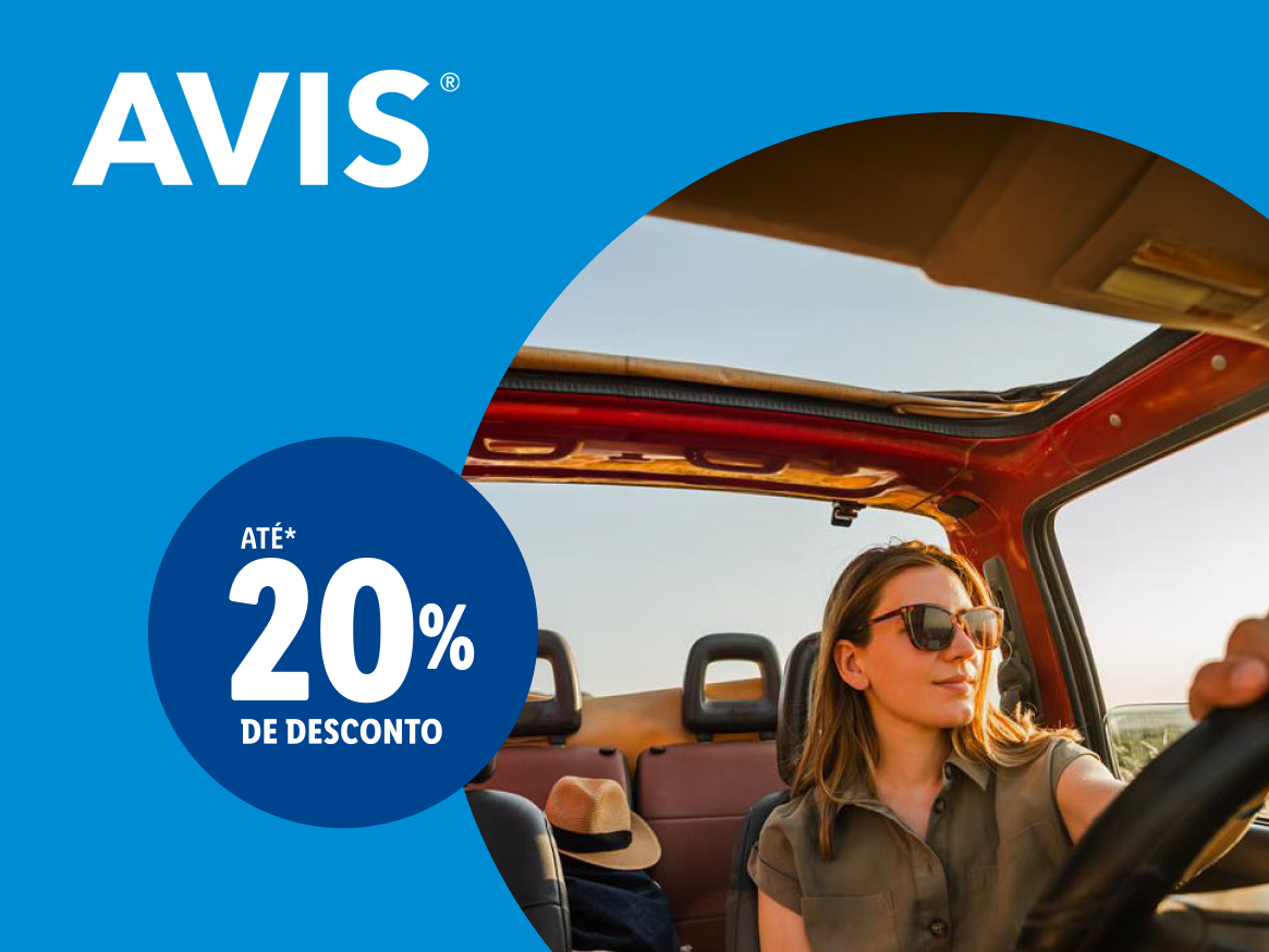 Logótipo da Avis e mulher a conduzir um carro, com 20% de desconto.