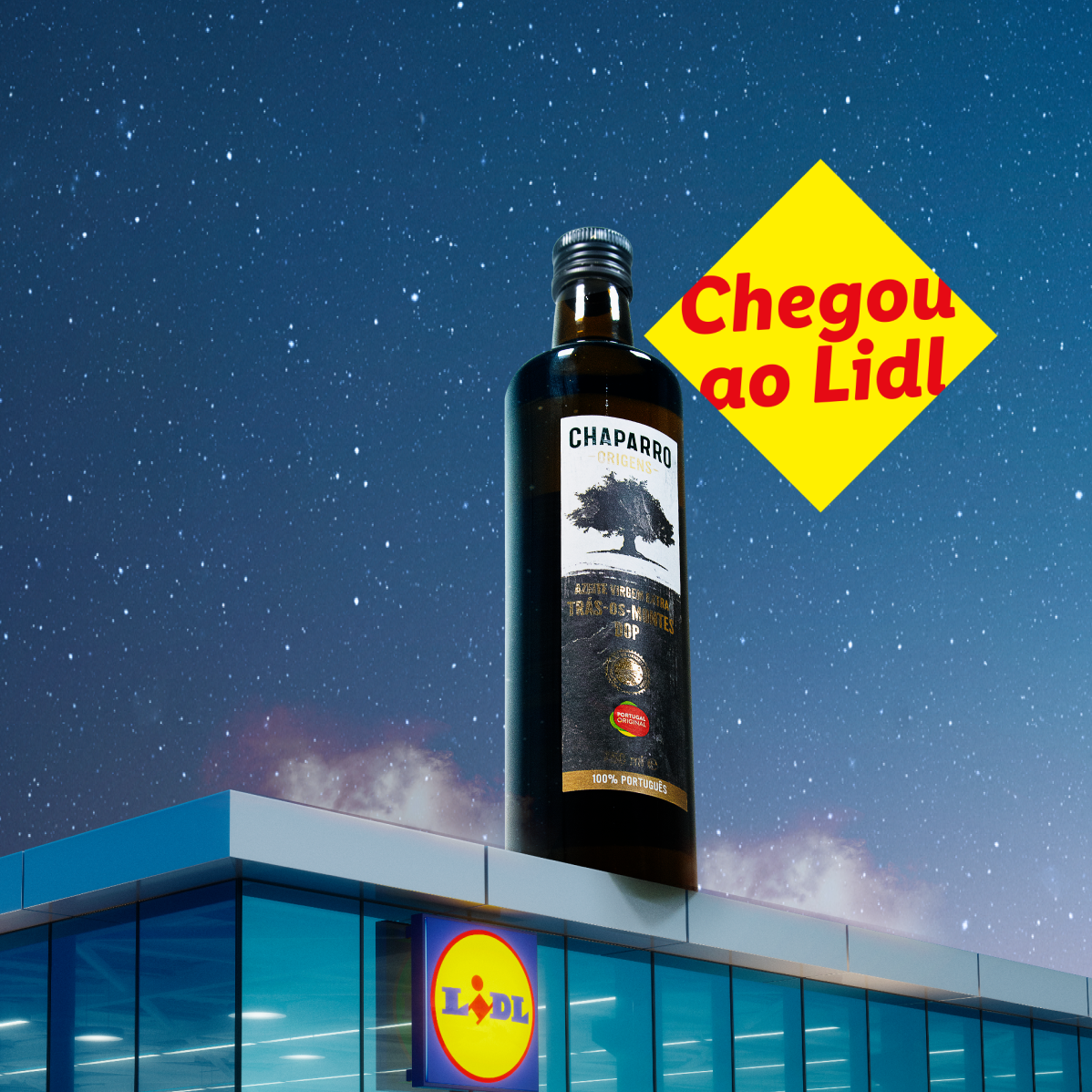 Garrafa de azeite Chaparro Tras-os-Montes na cobertura de uma loja Lidl.