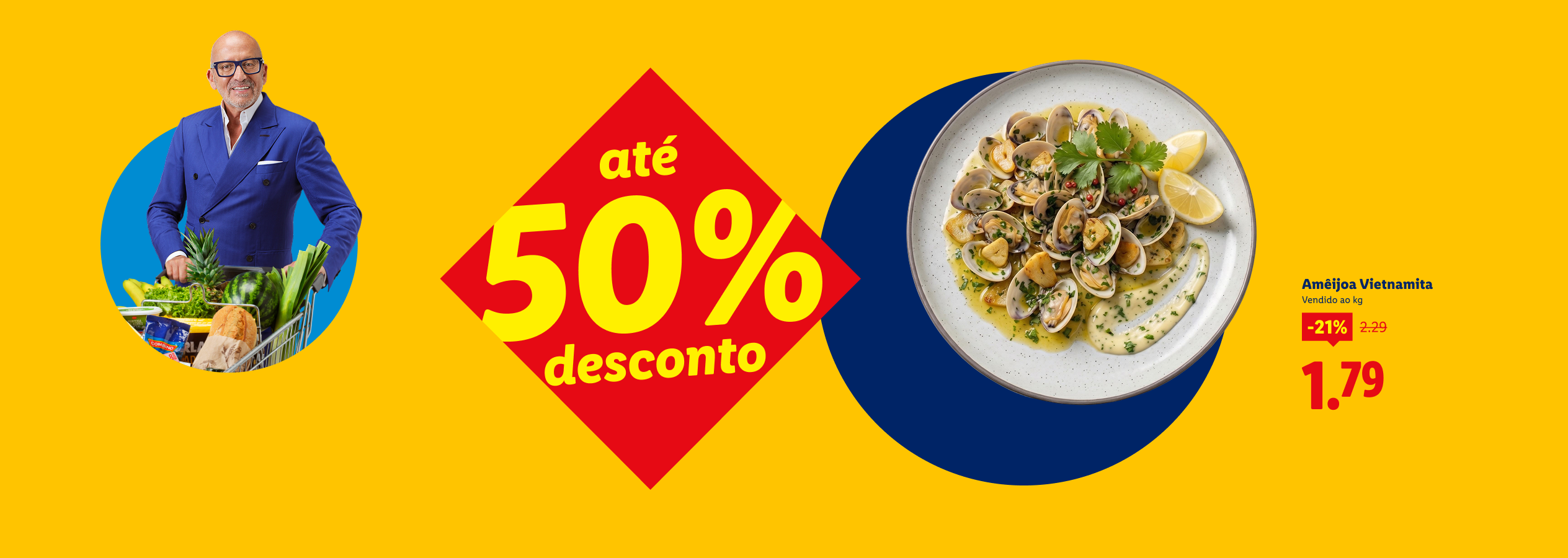 Homem com carrinho de compras, amêijoas e desconto de 50%.