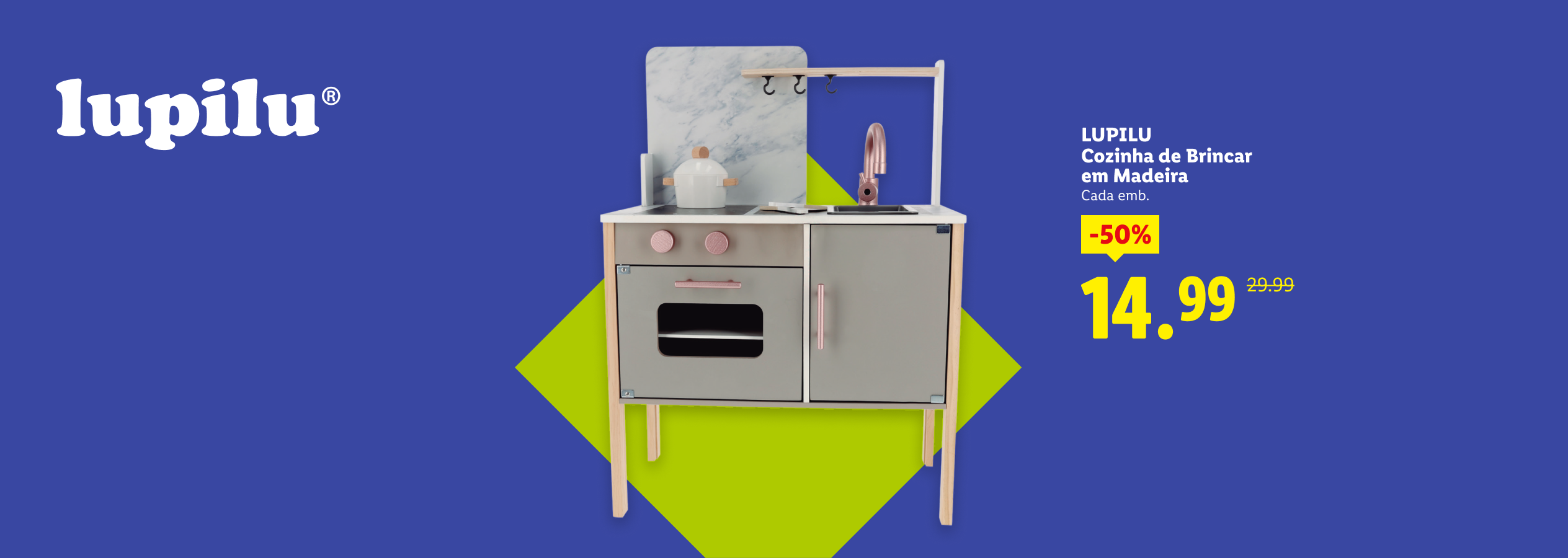 Cozinha de brincar em madeira com 50% de desconto, por 14,99€.