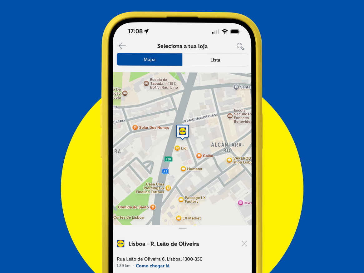 Um smartphone exibe o mapa de Lisboa com a localização de uma loja Lidl, mostrando a opção de selecionar a loja.