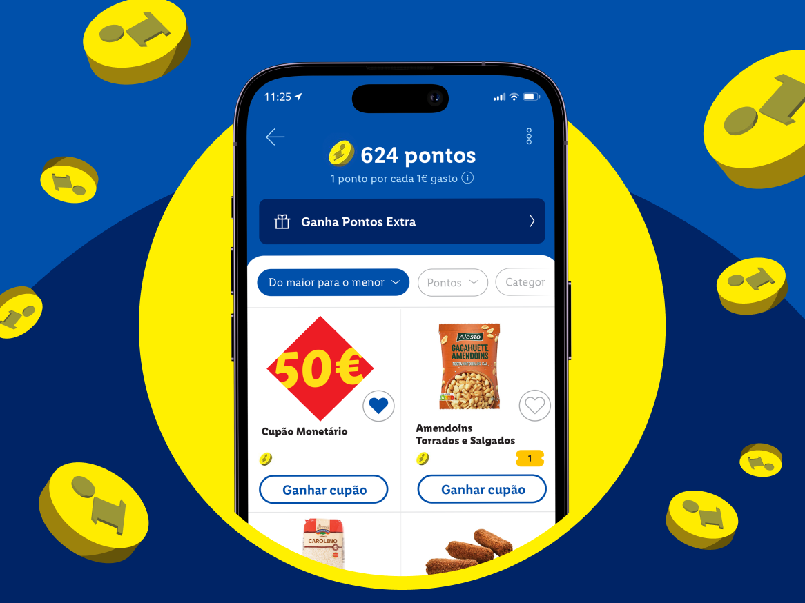 Um smartphone exibe uma aplicação de recompensas com 624 pontos, um cupão de 50€ e amendoins torrados.