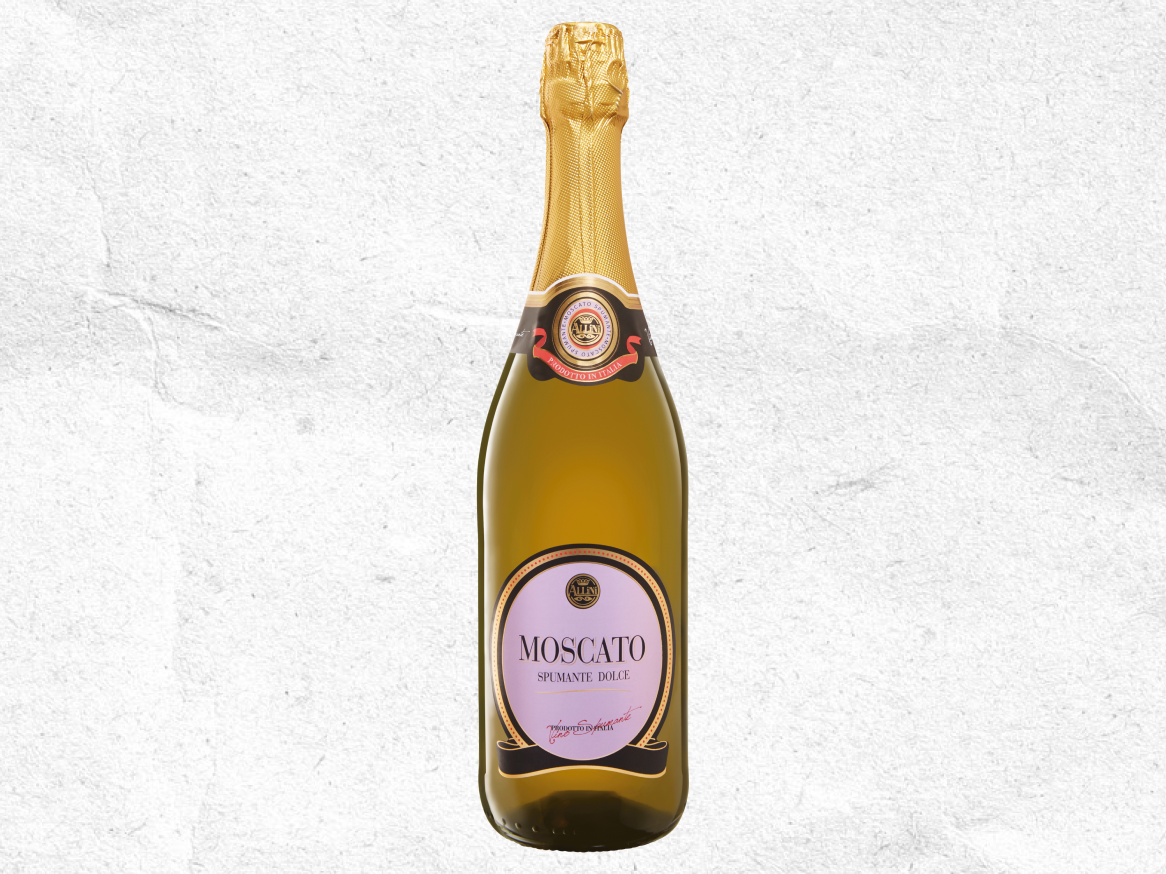Garrafa de espumante doce Moscato com rótulo rosa e dourado.