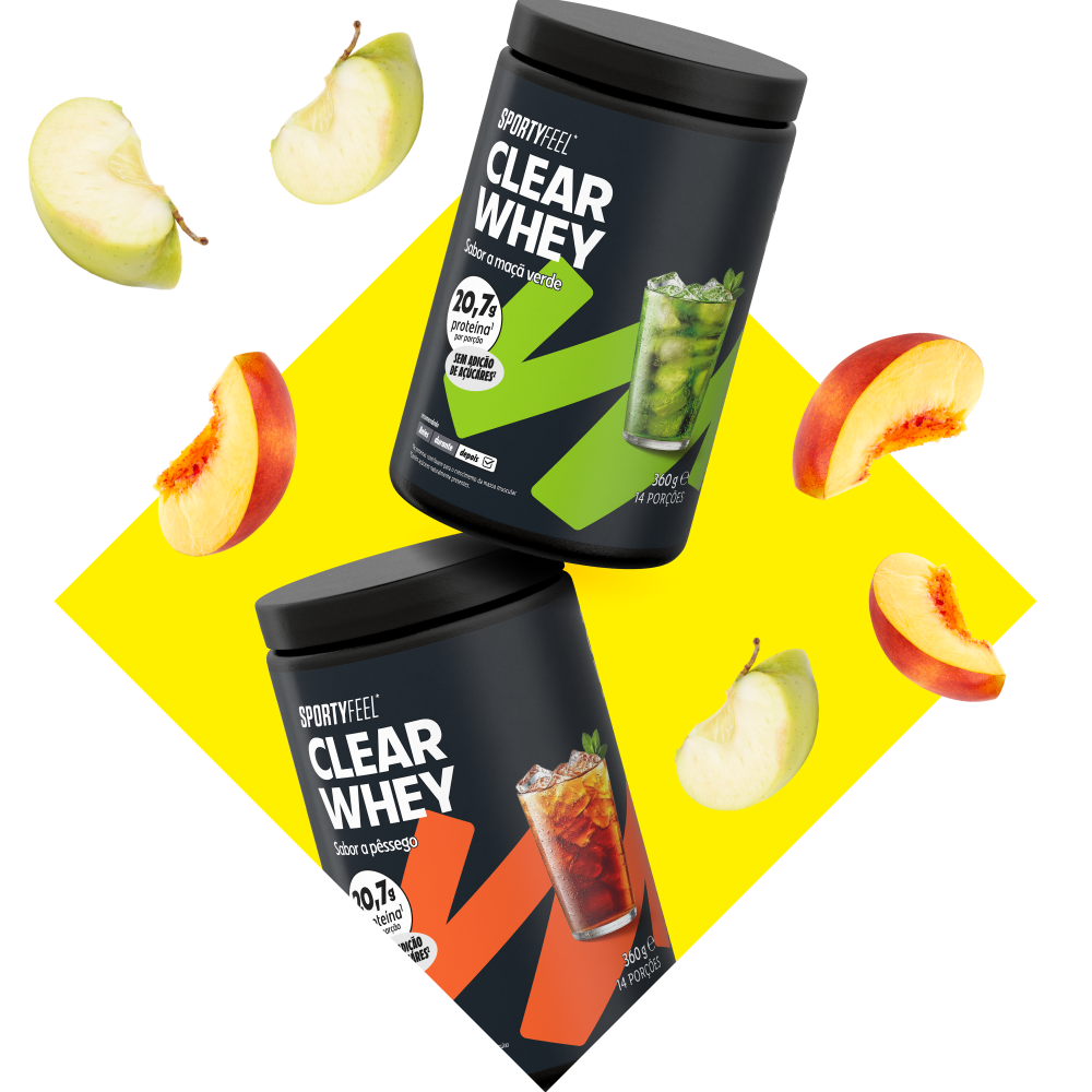 Dois potes de SPORTYFEEL CLEAR WHEY, um de maçã verde e outro de pêssego, com frutas.