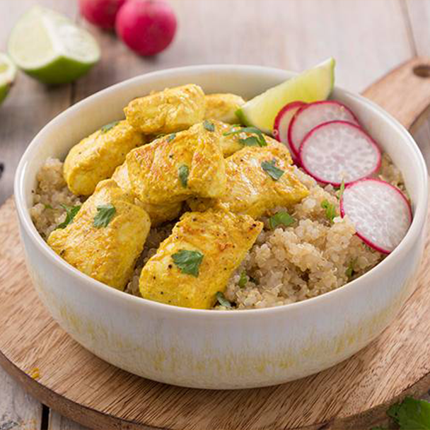 Frango Tandori com Salada de Quinoa