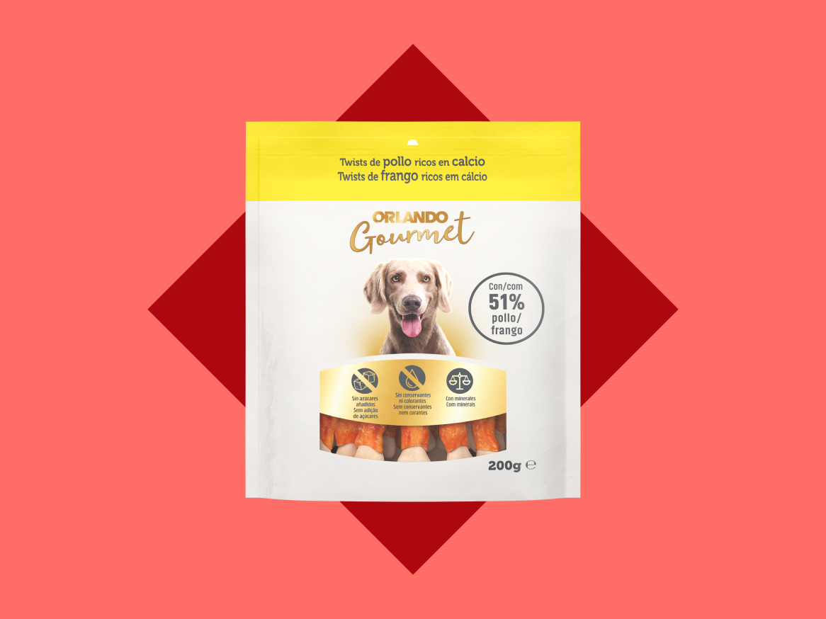 Petiscos Orlando Gourmet para cães, com 51% de frango e ricos em cálcio.