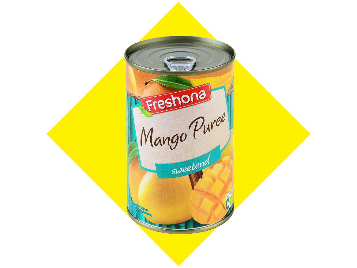 Lata de puré de manga adoçado, com mangas frescas e cortadas na embalagem.