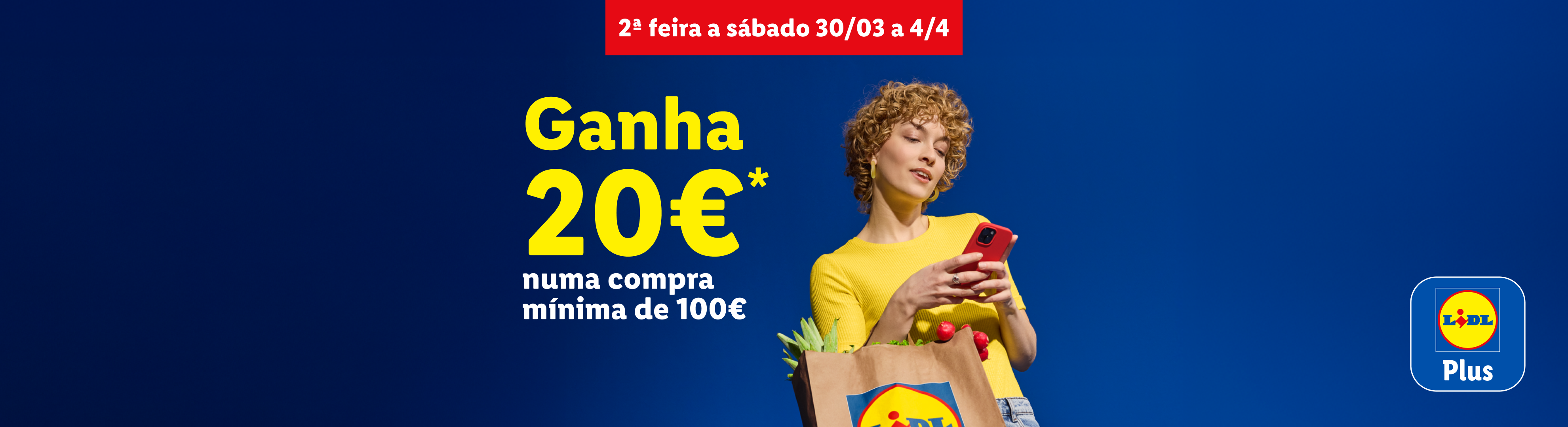 Mulher com saco de compras e telemóvel, promoção 'Ganha 20€* numa compra mínima de 100€'.