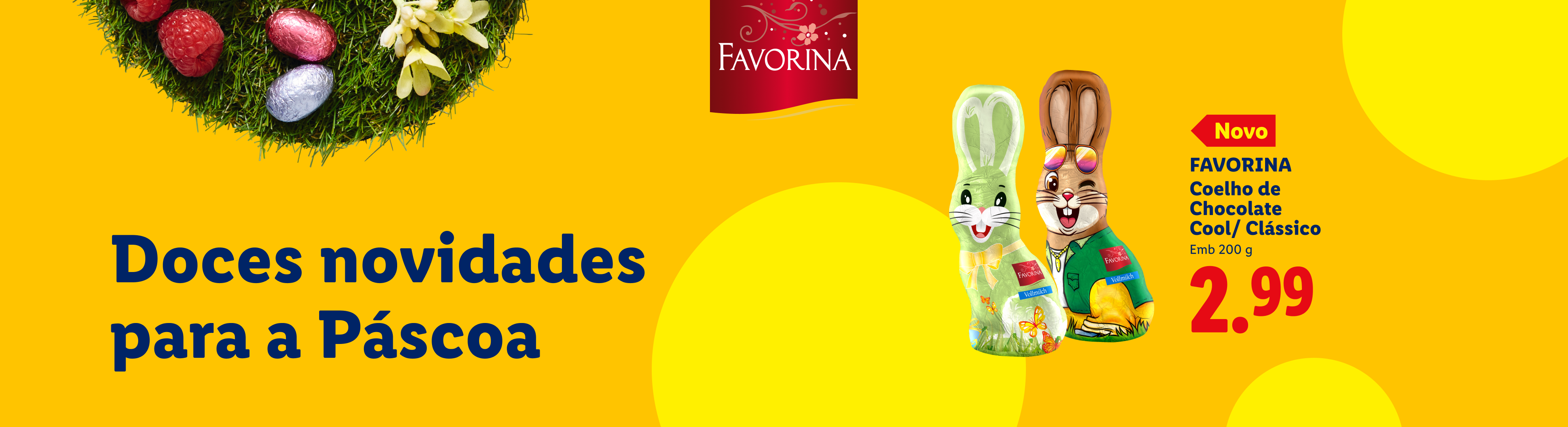 Coelhos de chocolate para a Páscoa, com um coelho verde e um coelho castanho com óculos de sol, e ovos de Páscoa.