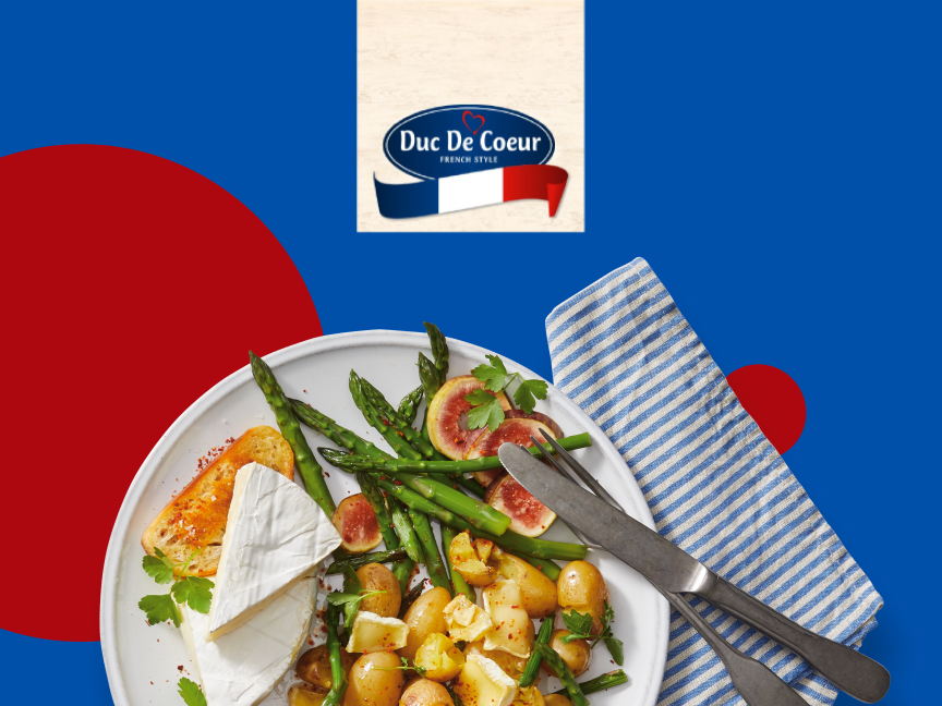 Prato com queijo, aspargos e batatas, com logo Duc de Coeur.