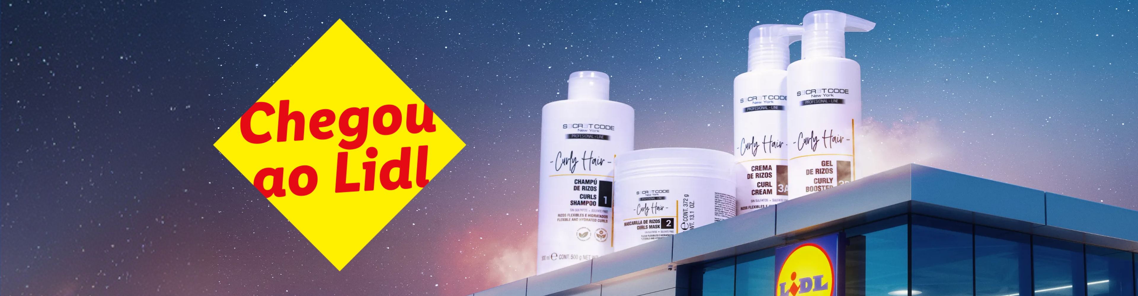 Produtos para cabelo encaracolado em cima de um Lidl, com a mensagem 'Chegou ao Lidl'.
