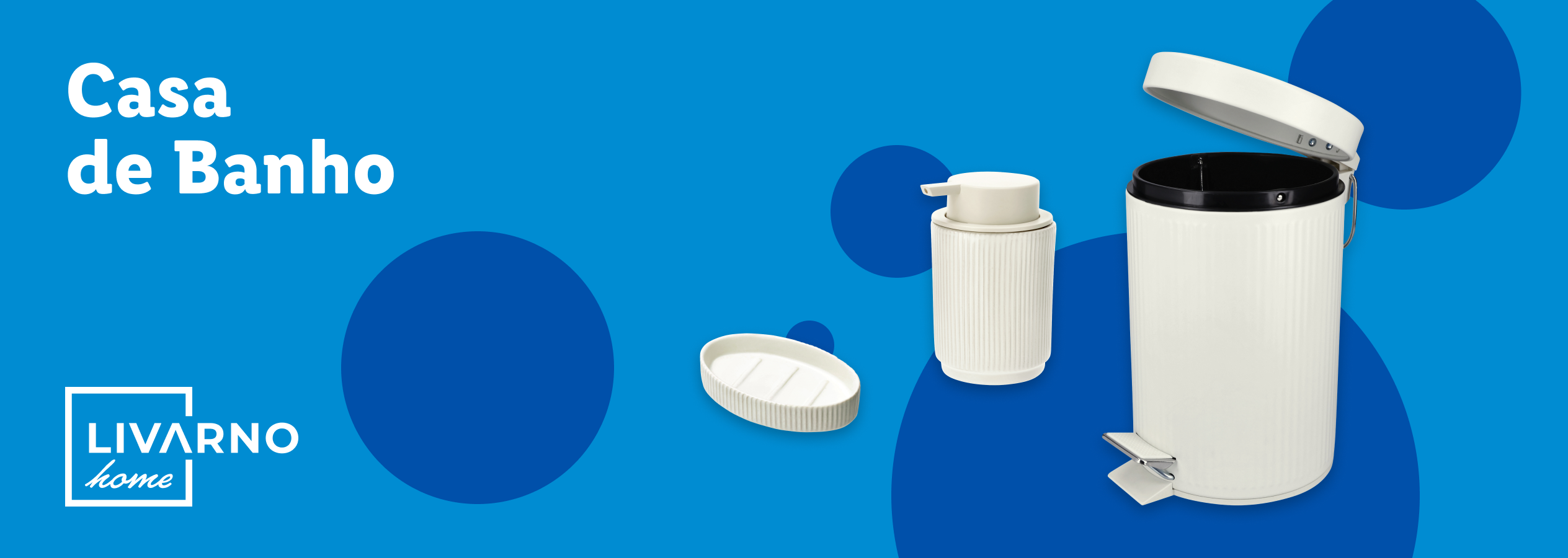 Casa de Banho Livarno Home: conjunto de casa de banho branco com saboneteira, dispensador de sabão e caixote do lixo.