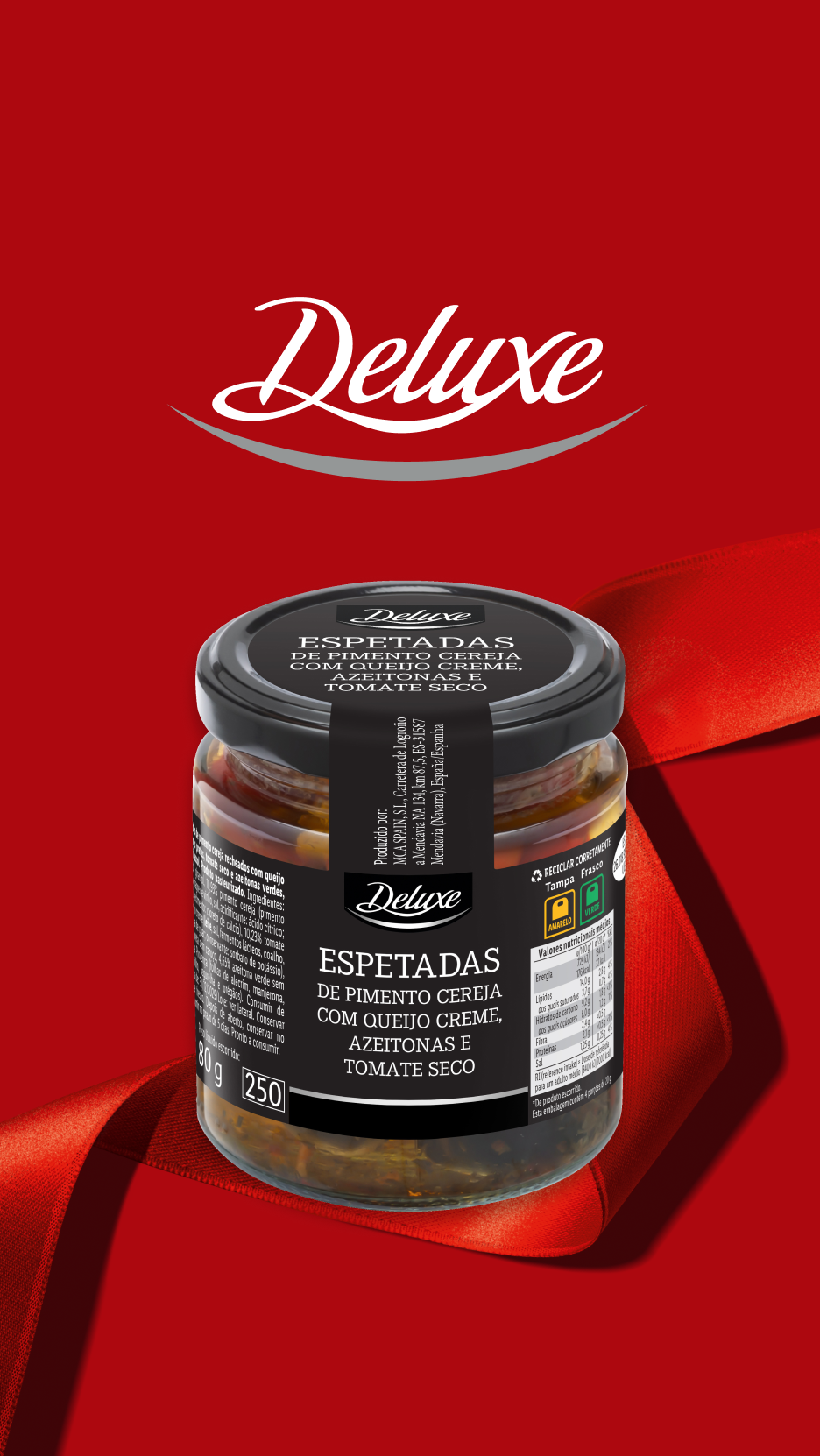 Frasco de espetadas Deluxe de pimento cereja com queijo creme, azeitonas e tomate seco.