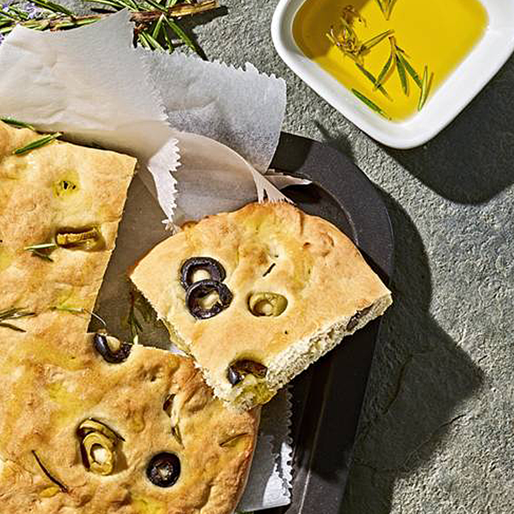 Focaccia de Azeitonas e Rosmaninho